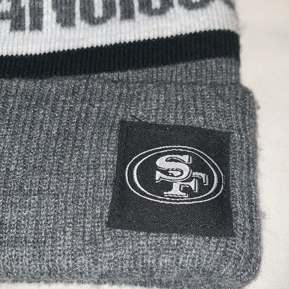 BNWT SAN Francisco 49er Beenie Unisex - Picture 2 of 7
